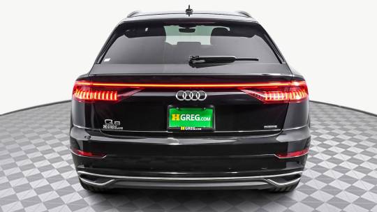 2022 Audi Q8