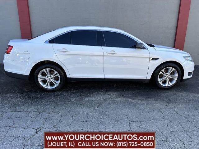 2019 ford taurus se 4dr sedan