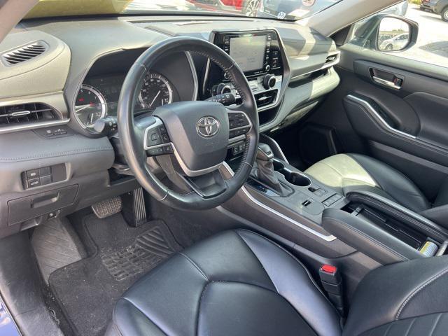 2022 toyota highlander xle
