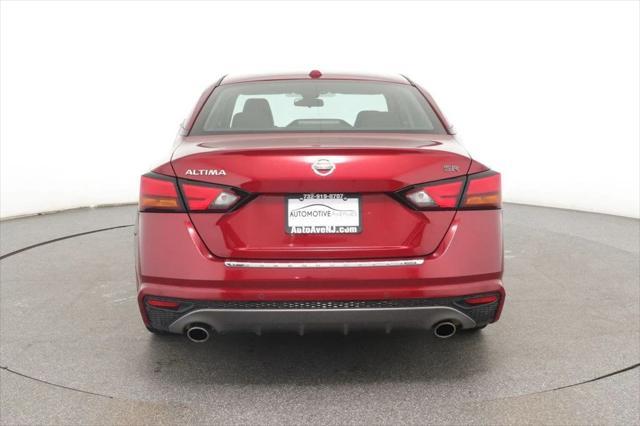 2021 nissan altima sr fwd