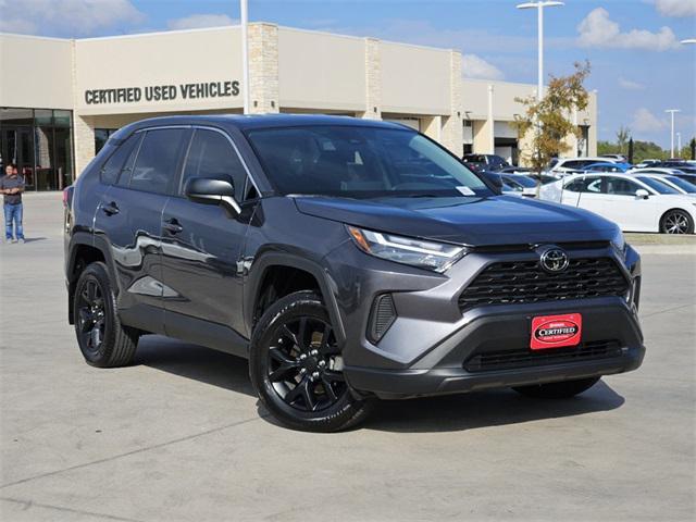 2024 toyota rav4 le