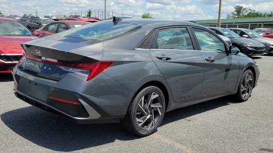 2024 Hyundai Elantra