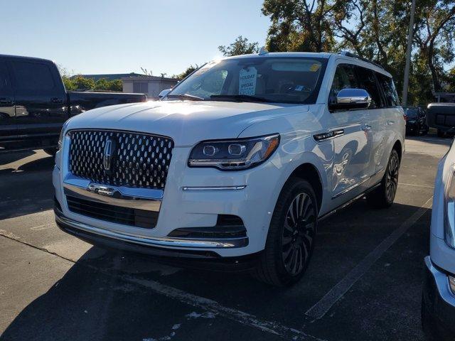 2023 lincoln navigator black label