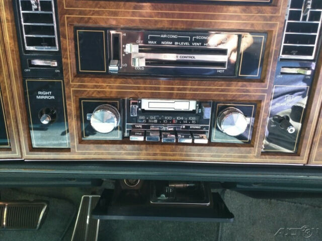 1981 buick riviera,5l v8,automatic, fwd, coupe,power windows,no rust