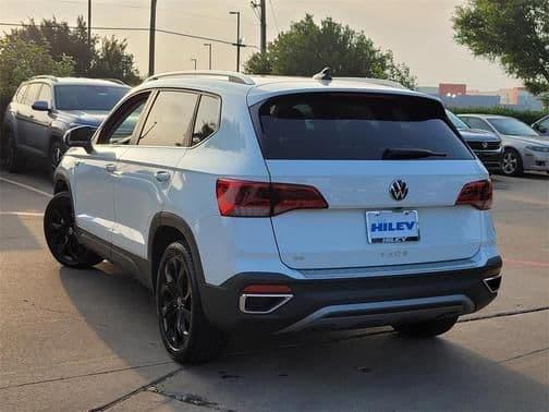 2024 volkswagen taos 1.5t se in arlington, texas