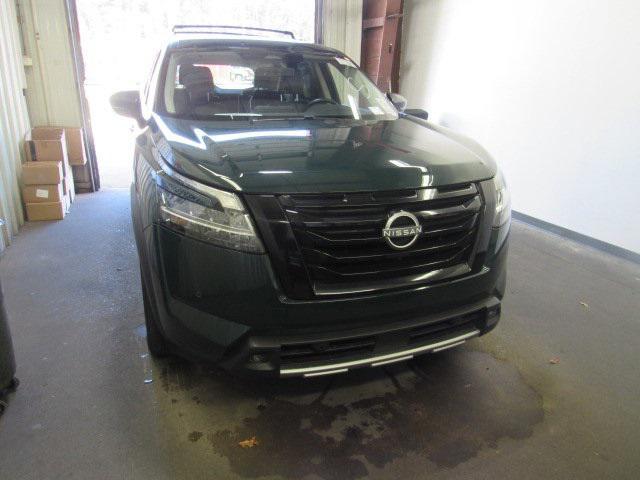 2023 nissan pathfinder sl fwd
