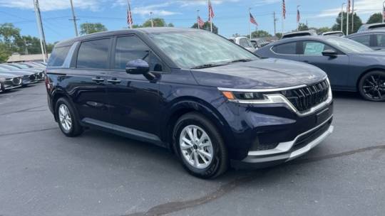 2023 kia carnival lx