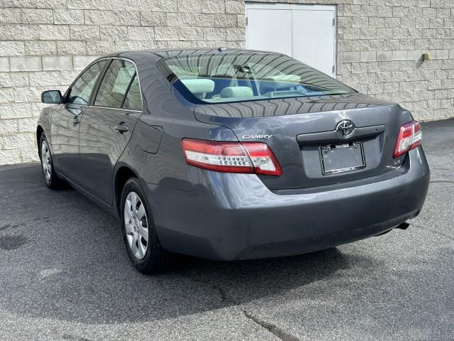 2010 toyota camry le