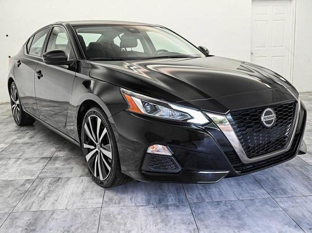 2022 nissan altima 2.5 sr
