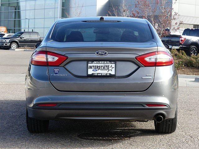 2014 ford fusion se