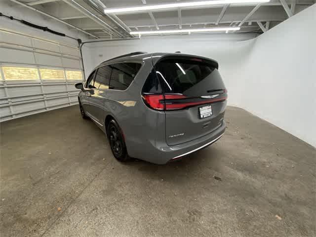 2022 chrysler pacifica limited