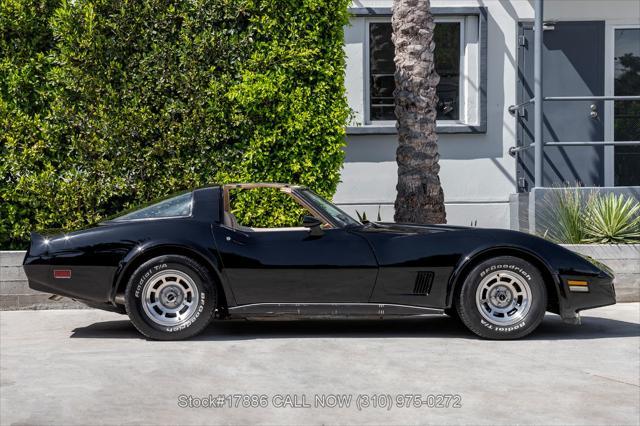 1980 chevrolet corvette t-top