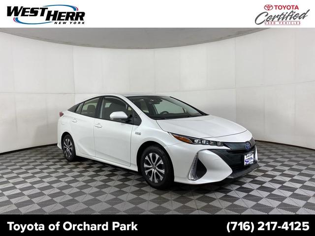 2021 toyota prius prime le