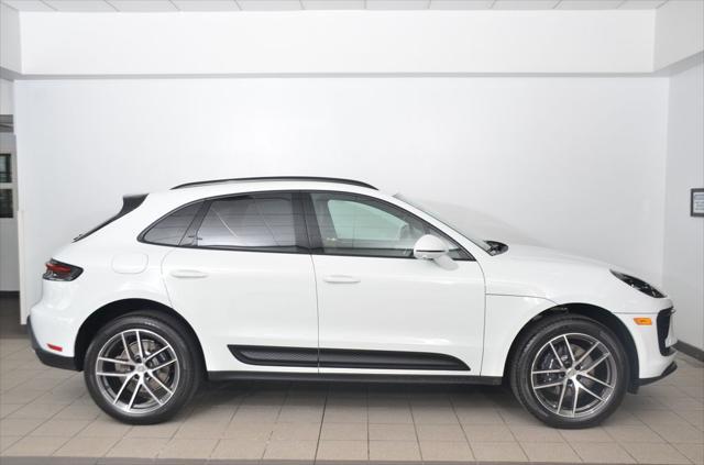 2024 porsche macan base