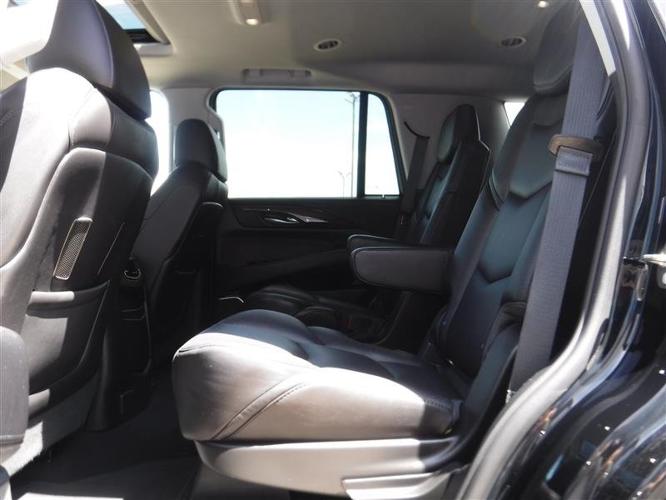 used 2018 cadillac escalade 4wd luxury bismarck, nd 58504 for sale in bismarck, north dakota