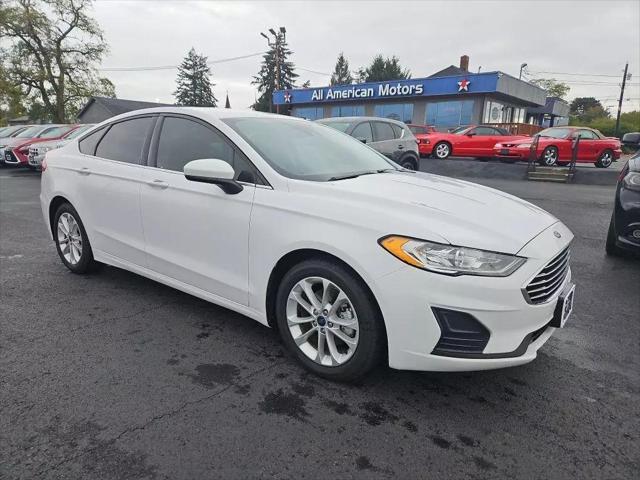 2020 ford fusion hybrid se