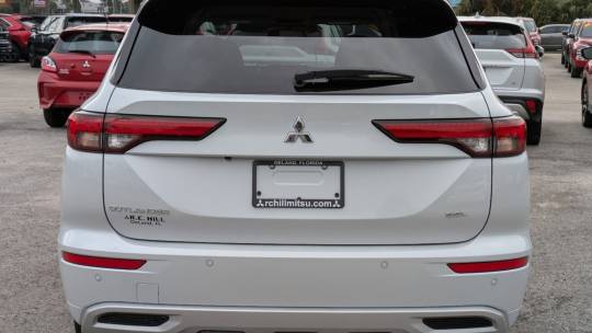 2024 Mitsubishi Outlander