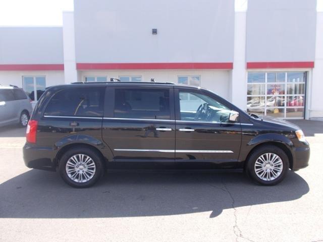 2015 chrysler town and country touring-l touring-l 4dr mini-van for sale in hammond, maine