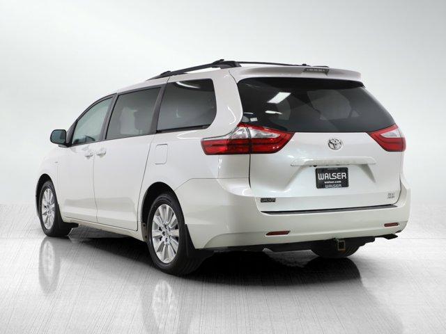 2016 toyota sienna xle