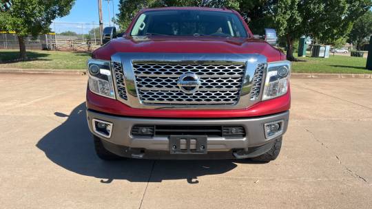 2016 Nissan Titan