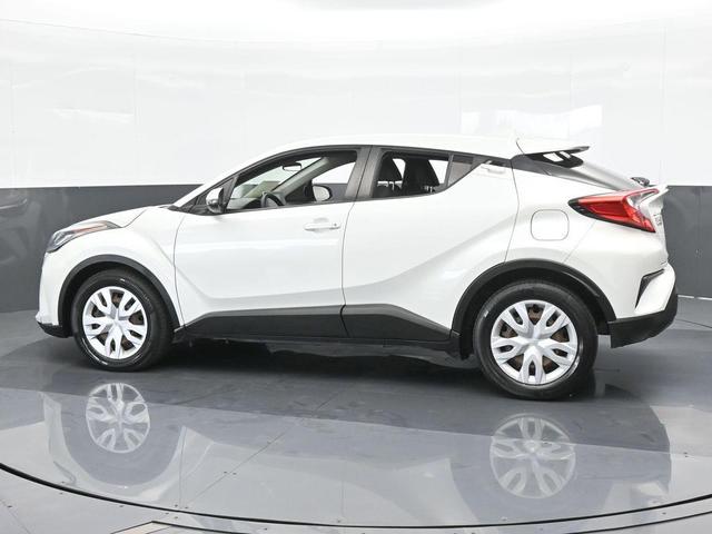 2021 toyota c-hr le