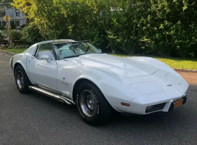 1977 chevrolet corvette last year flat window c3
