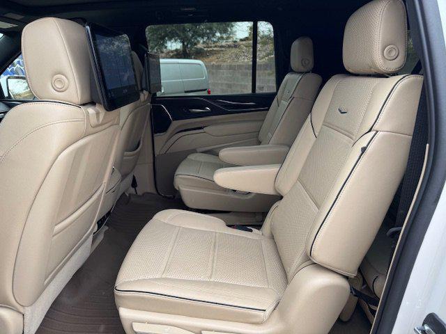 2021 cadillac escalade esv premium luxury