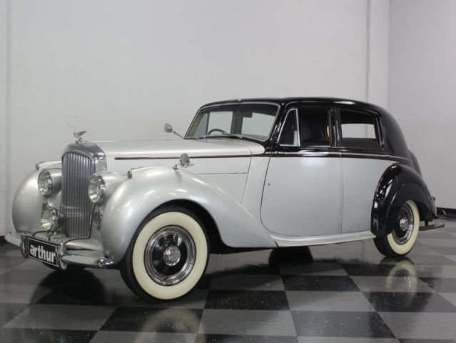 neat right hand drive bentley, car runs & drives excellent, very cool find!
