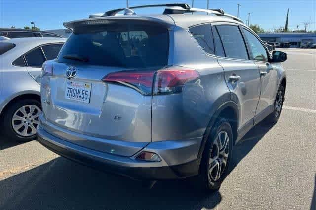 2016 toyota rav4 le