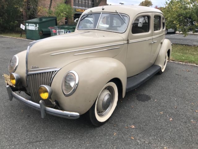 1939 ford deluxe 4 door sedan, barn find survivor, ***no reserve***