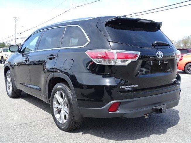 2015 toyota highlander awd xle v6 for sale in middletown, rhode island