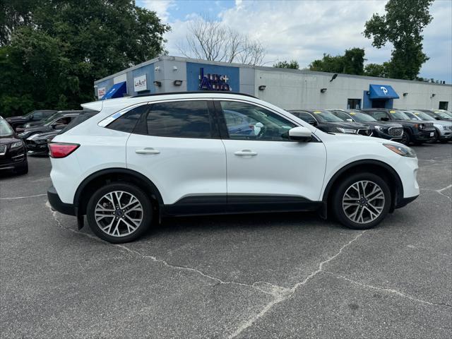2020 ford escape sel