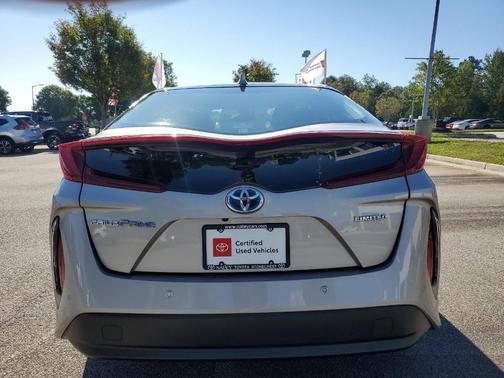 2022 toyota prius prime in co bluffs, iowa
