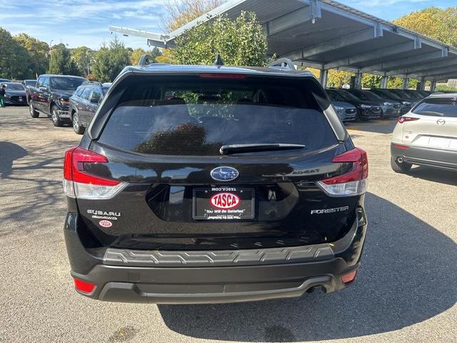2022 subaru forester premium