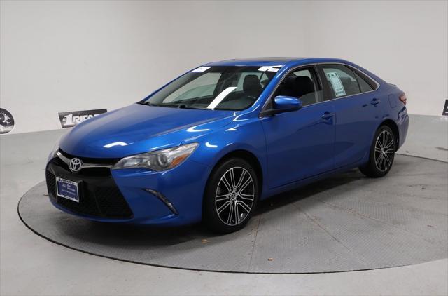 2016 toyota camry se w/special edition pkg