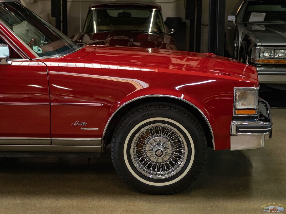 24869 miles 350 v8 automatic4 door sedan