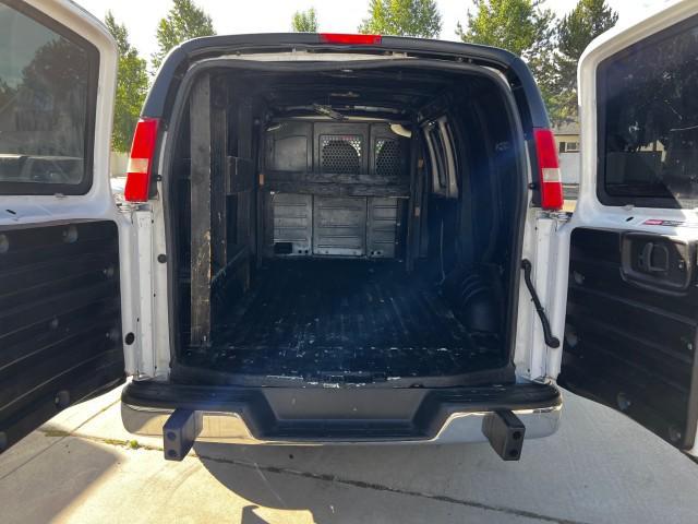2015 gmc savana 2500 work van