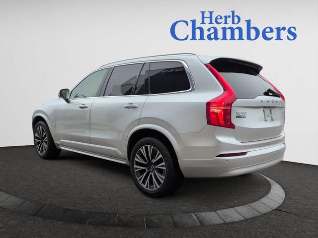 2022 volvo xc90 momentum