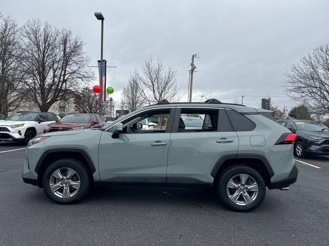 2022 toyota rav4 xle