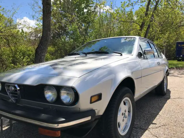 alfa romeo alfetta coupe gt 1976 new paint, black leather interior, new wheels