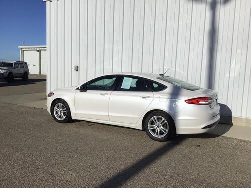 2018 ford fusion se