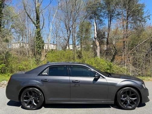 2022 chrysler 300 touring l in blackburn, north carolina