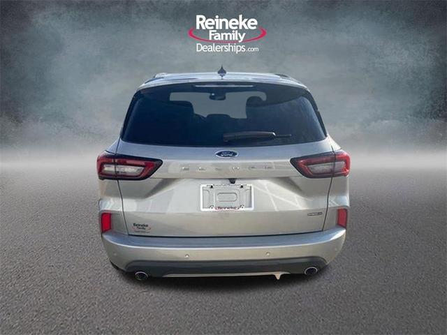 2023 ford escape st-line elite