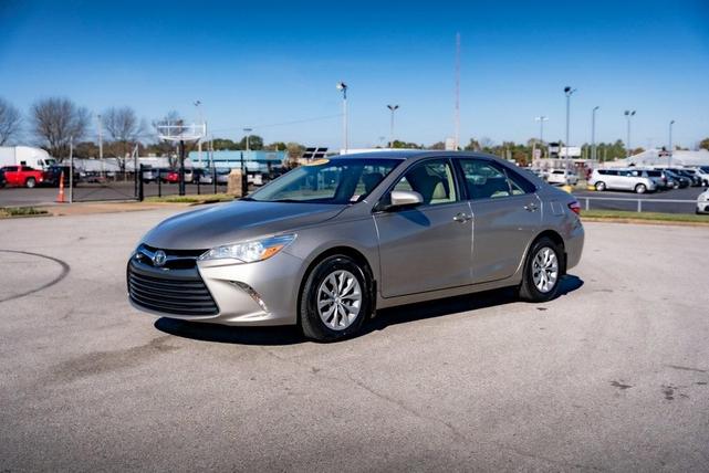 2016 toyota camry le