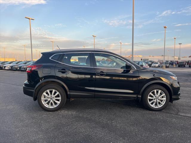 2021 nissan rogue sport sv