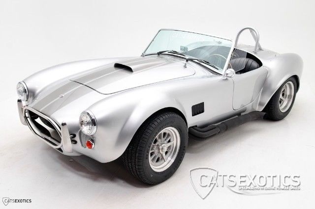 ac cobra replica - bored 514ci v8 - 4 speed top loader - jag rear