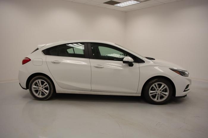 used 2017 chevrolet cruze lt hatchback omaha, ne 68118 for sale in omaha, nebraska