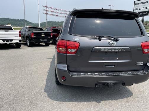 2015 toyota sequoia in saint louis, missouri