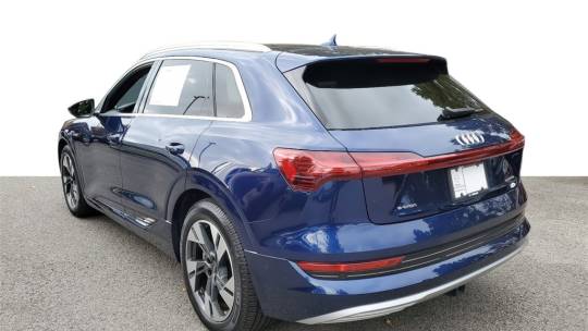 2022 Audi e-tron