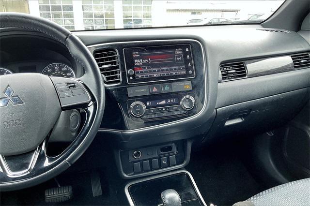 2018 mitsubishi outlander se